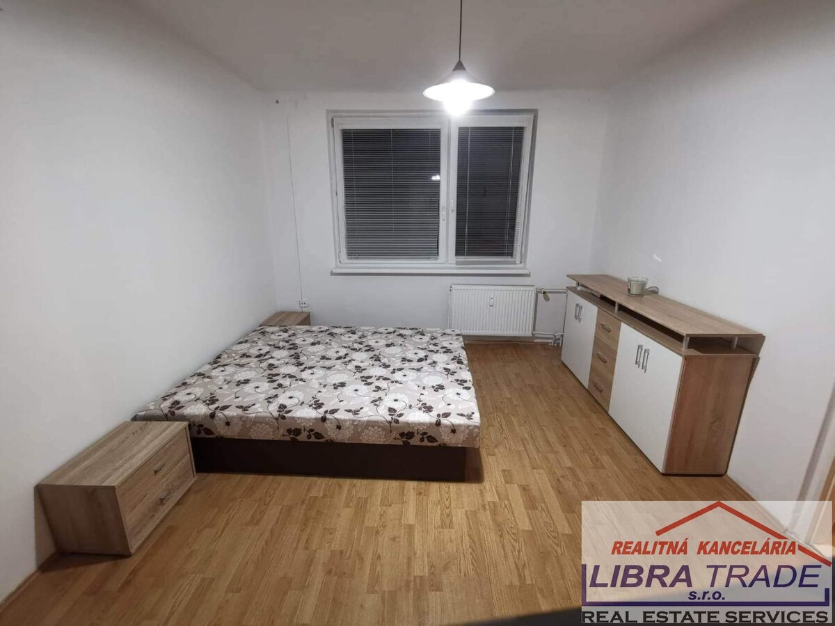  PREDAJ 1-IZBOVÉHO BYTU – NOVÉ ZÁMKY ul.T.G.Masaryka — foto 5