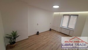 PREDAJ - Kompletne prerobený tehlový 2 izbový byt neďaleko centra Komárna  — foto 16