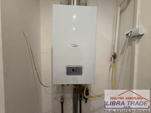 EXKLUZÍVNY PREDAJ/VÝMENA - Kompletne prerobený 2 izbový tehlový byt s vlastným kúrením a balkónom v Hurbanove  — foto 12