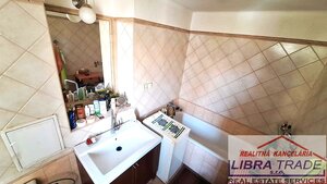 EXKLUZÍVNY PREDAJ - Kompletne prerobený 2 izbový byt v Komárne  — foto 5