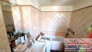 EXKLUZÍVNY PREDAJ - Kompletne prerobený 2 izbový byt v Komárne  — foto 6