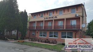 PREDAJ - penzión v areály kúpaliska Patince — foto 1
