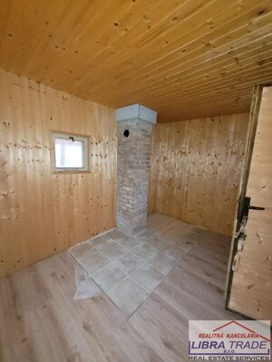 Predáme chatku s elektrinou, pekným pozemkom a viničom. — foto 4