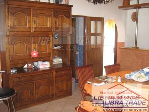 Veľký dvojgeneračný RD pri kúpelnom meste Štúrovo — foto 5
