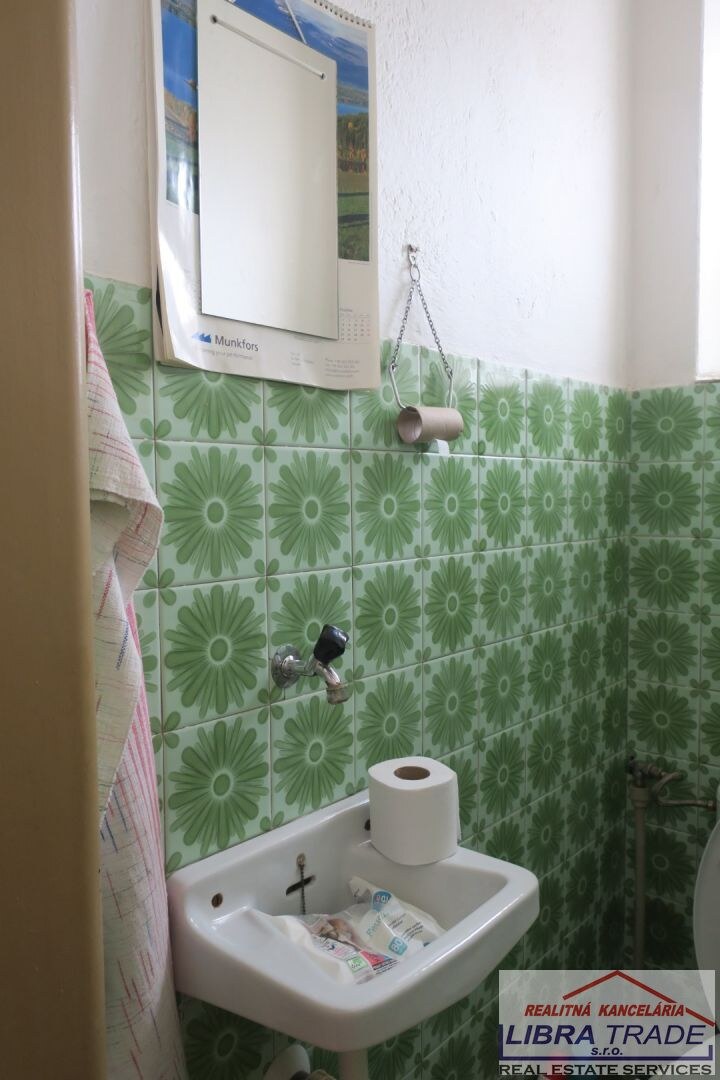 Rodinný dom na predaj v obci Hul. — foto 19