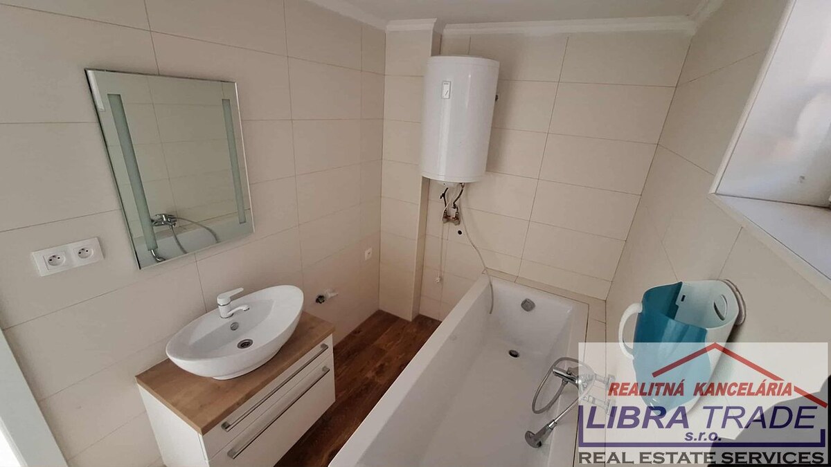 EXKLUZÍVNY PREDAJ - 2 izbový rodinný dom v Okoličnej na Ostrove  — foto 13