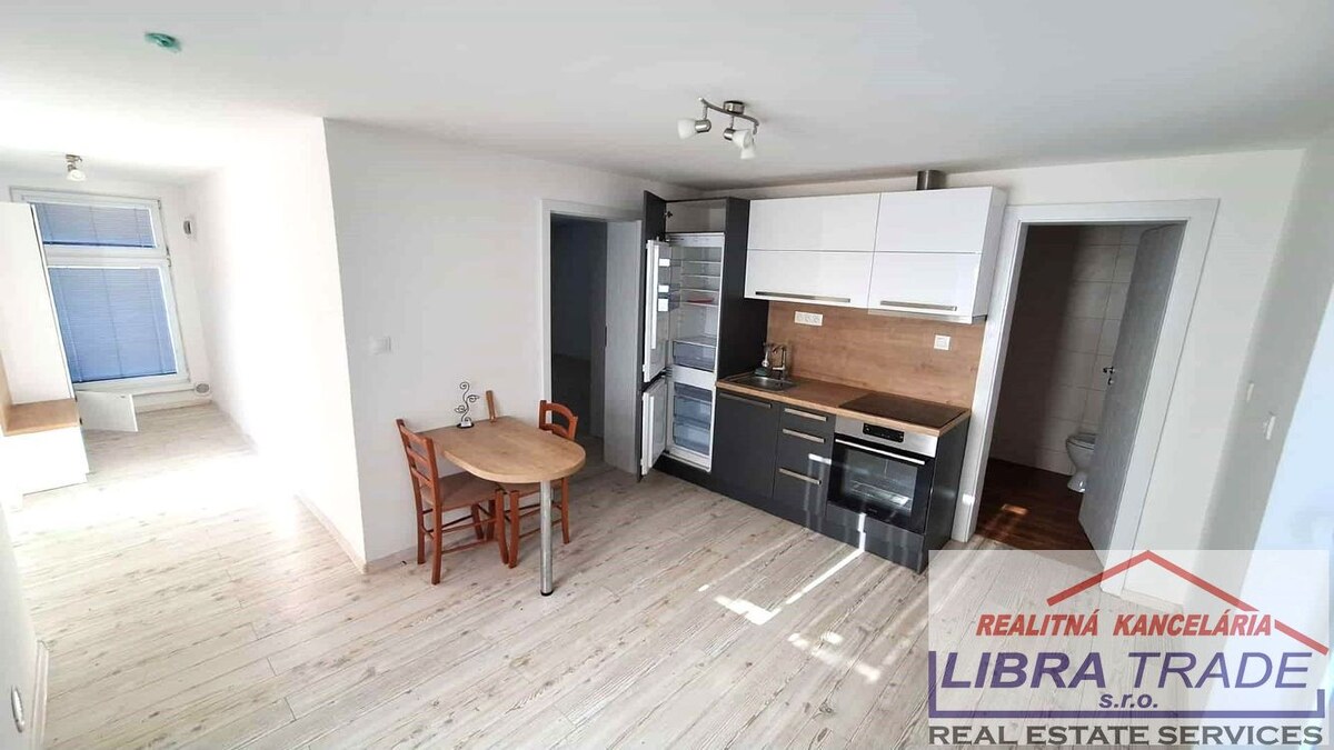 EXKLUZÍVNY PREDAJ - 2 izbový rodinný dom v Okoličnej na Ostrove  — foto 5