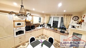 EXKLUZÍVNY PREDAJ - Kompletne prerobený 2 izbový veľký byt s loggiou neďaleko Komárna ZNÍŽENÁ CENA! — foto 3