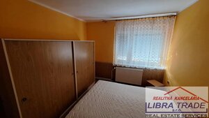EXKLUZÍVNY PREDAJ - čiastočne prerobený 3 Izbový prízemný rodinný dom v Komárne DOHODA MOŽNÁ! — foto 13