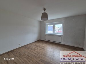 Prenájom  - 3 izb. RD v meste Šurany. — foto 4
