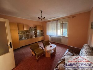 Na predaj rodinný dom v obci Dvory nad Žitavou — foto 6