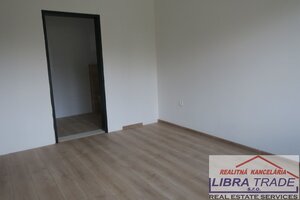 Novostavba na predaj v Dvoroch nad Žitavou. — foto 4