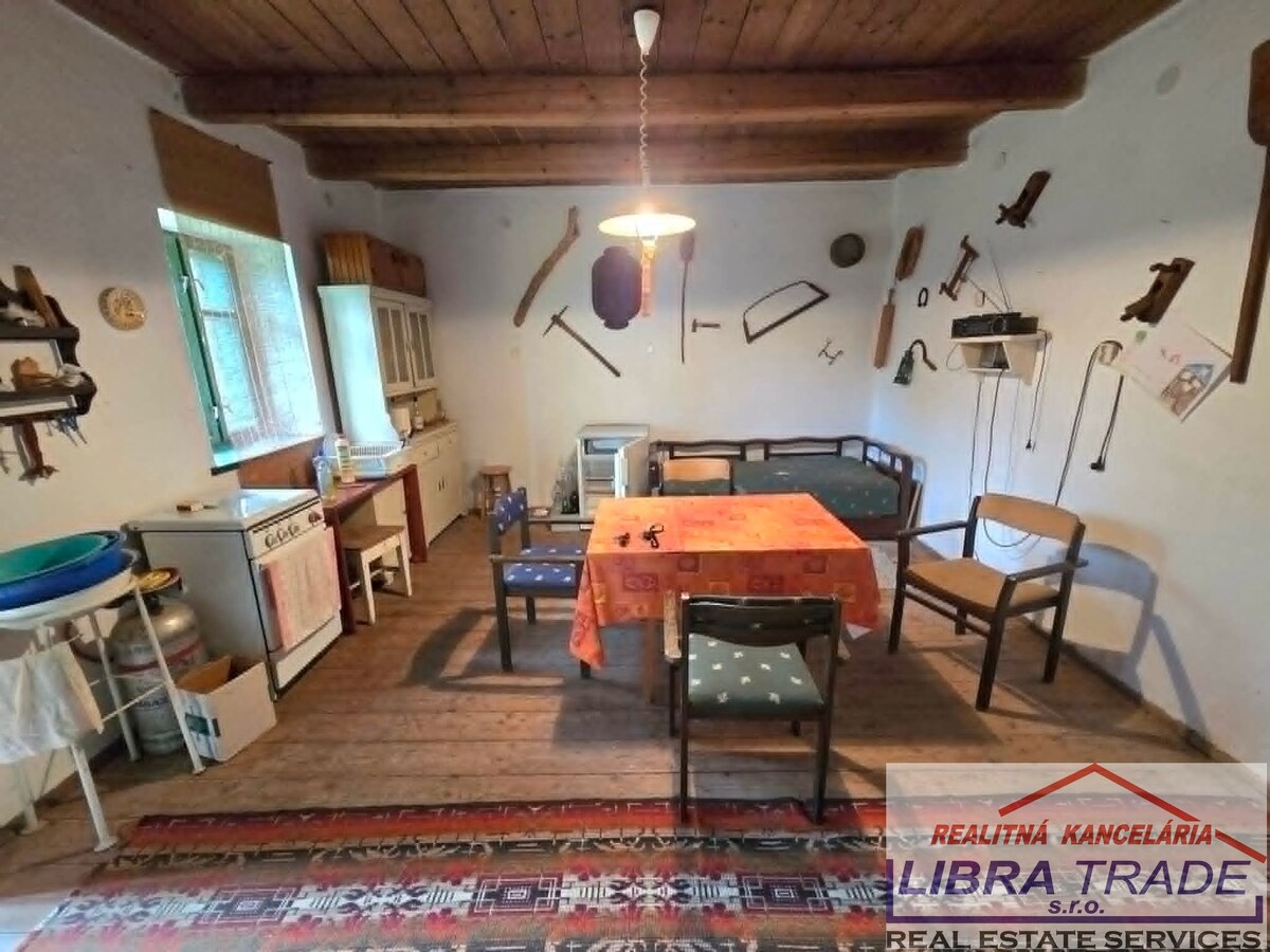 Ponúkame na predaj útulný domček v obci Sikenička. — foto 2