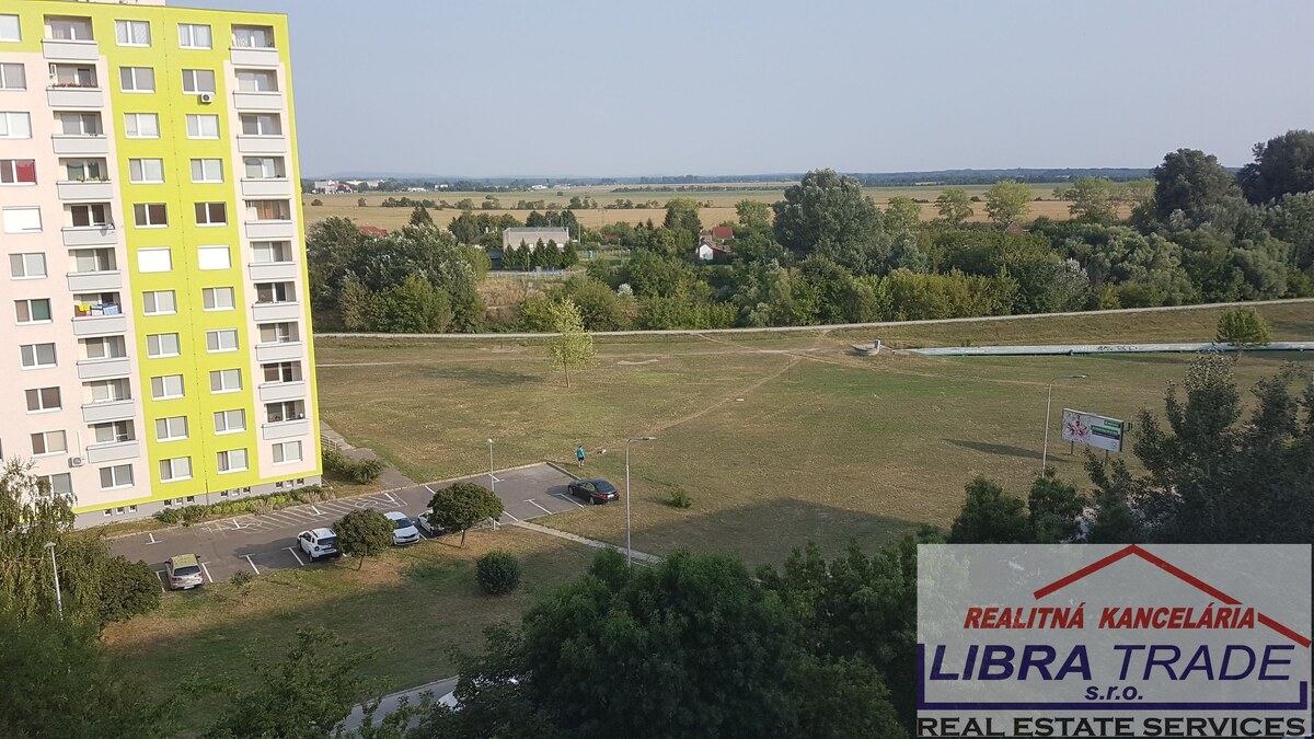 Na prenájom garsónka na Nábrežnej ulici v Nových Zámkoch — foto 8