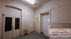 PREDAJ - Obchodného priestoru/kancelárie v centre Nových Zámkov DOHODA MOŽNÁ!  — foto 12