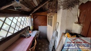 PREDAJ - záhrada s drevenou chatou v Komárne  — foto 6