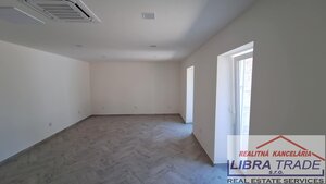 PREDAJ - Polyfunkčný objekt, ktorý sa skladá z 3 samostatných kancelárií, Nová Stráž — foto 11