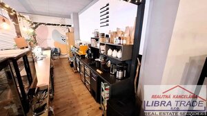 PREDAJ - Objekt vhodný na podnikanie, kanceláriu, obchod, kaviareň, reštauráciu v centre Komárna ZNÍŽENÁ CENA! — foto 4