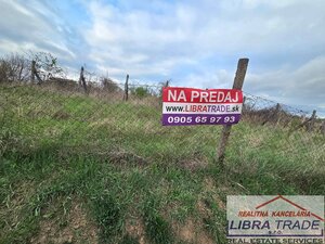 Ponúkame na predaj pozemok v obci Bajtava. — foto 1