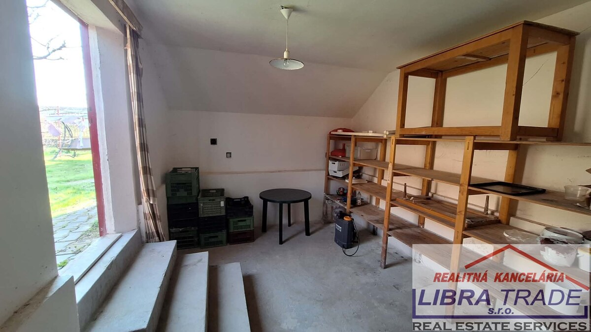 PREDAJ - ZÁHRADA HNEĎ PRI DUNAJI NA ALŽBETINOM OSTROVE V KOMÁRNE  — foto 4