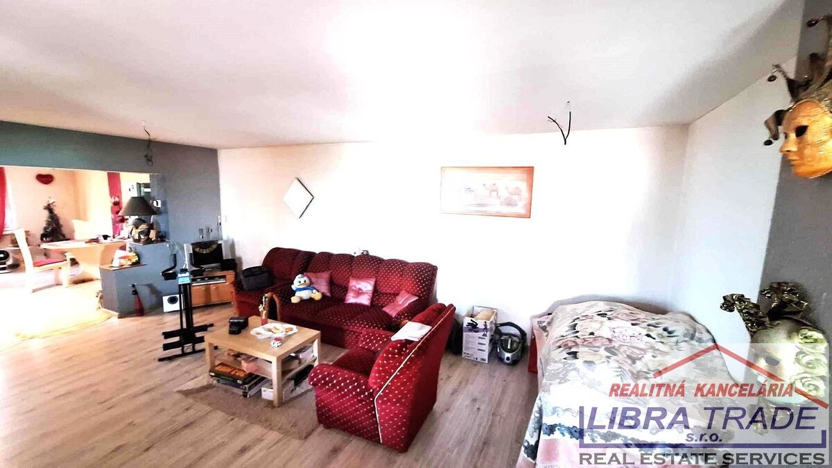 EXKLUZIÍVNY PREDAJ/VÝMENA - veľký 2 izbový rodinný dom po kompletnej rekonštrukcií v Zlatnej na Ostrove — foto 7