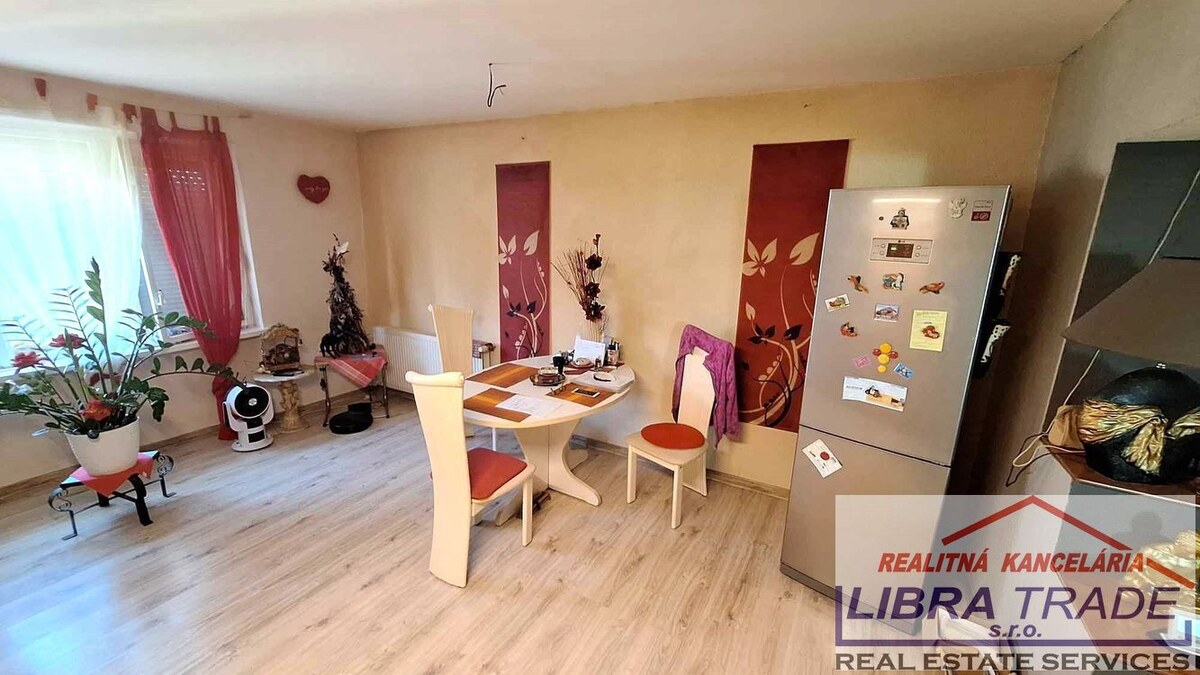 EXKLUZIÍVNY PREDAJ/VÝMENA - veľký 2 izbový rodinný dom po kompletnej rekonštrukcií v Zlatnej na Ostrove — foto 8