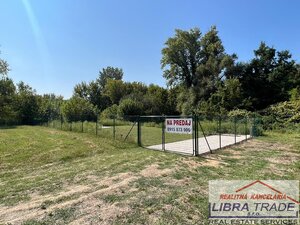 Slnečná rekreačno-úžitková  záhrada na predaj v Nových Zámkoch. — foto 2