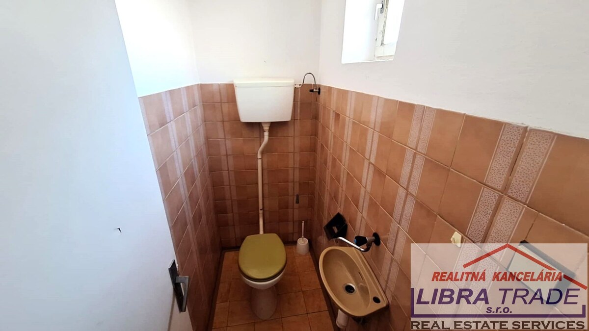 PREDAJ - rodinný dom v areály kúpaliska v PATINCIACH ! DOHODA MOŽNÁ! — foto 14