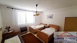 PREDAJ - rodinný dom v areály kúpaliska v PATINCIACH ! DOHODA MOŽNÁ! — foto 16