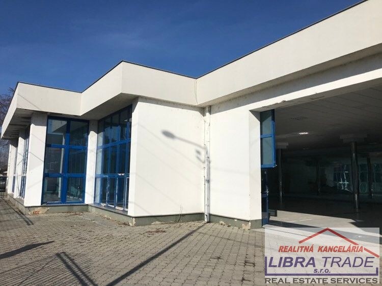 PREDAJ/PRENÁJOM - skladových - výrobných - obchodných logistických priestorov vhodné na skladovanie v Hurbanove — foto 2