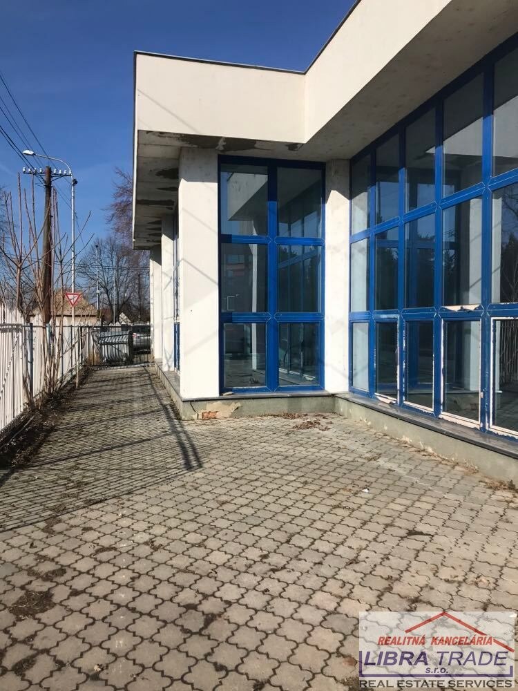 PREDAJ/PRENÁJOM - skladových - výrobných - obchodných logistických priestorov vhodné na skladovanie v Hurbanove — foto 4