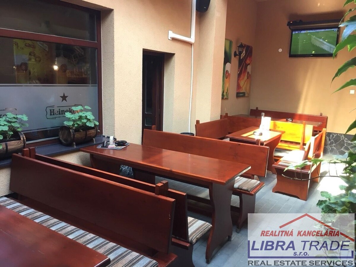 PREDAJ/ VÝMENA - POLYFUNKČNÝ DOM V CENTRE KOMÁRNA - POHOSTINSTVO / PUB, FITNESS CENTRUM, KADERNÍCTVO, MANIKÚRA-PEDIKÚRA, KOZMETIKA, MASÉRSKY SALÓN! — foto 4