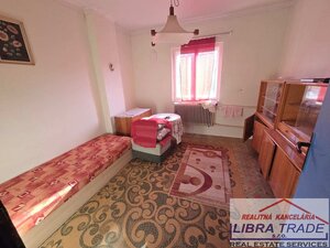 PREDAJ poschodový rodinný dom v obci Pastovce s pekným pozemkom. ODPORÚČAME. — foto 6