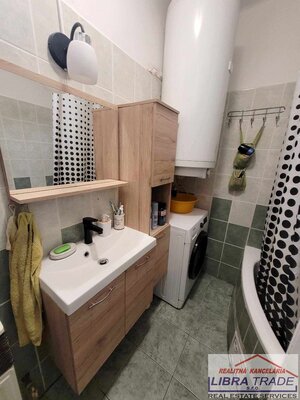 Ponúkame na predaj rodinný dom v Štúrove. — foto 6