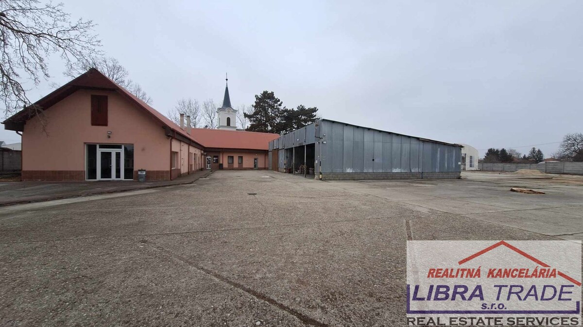 PREDAJ - PRIEMYSELNÉHO AREÁLU V KOMÁRNE ČASŤ NOVÁ STRÁŽ  DOHODA MOŽNÁ! — foto 2
