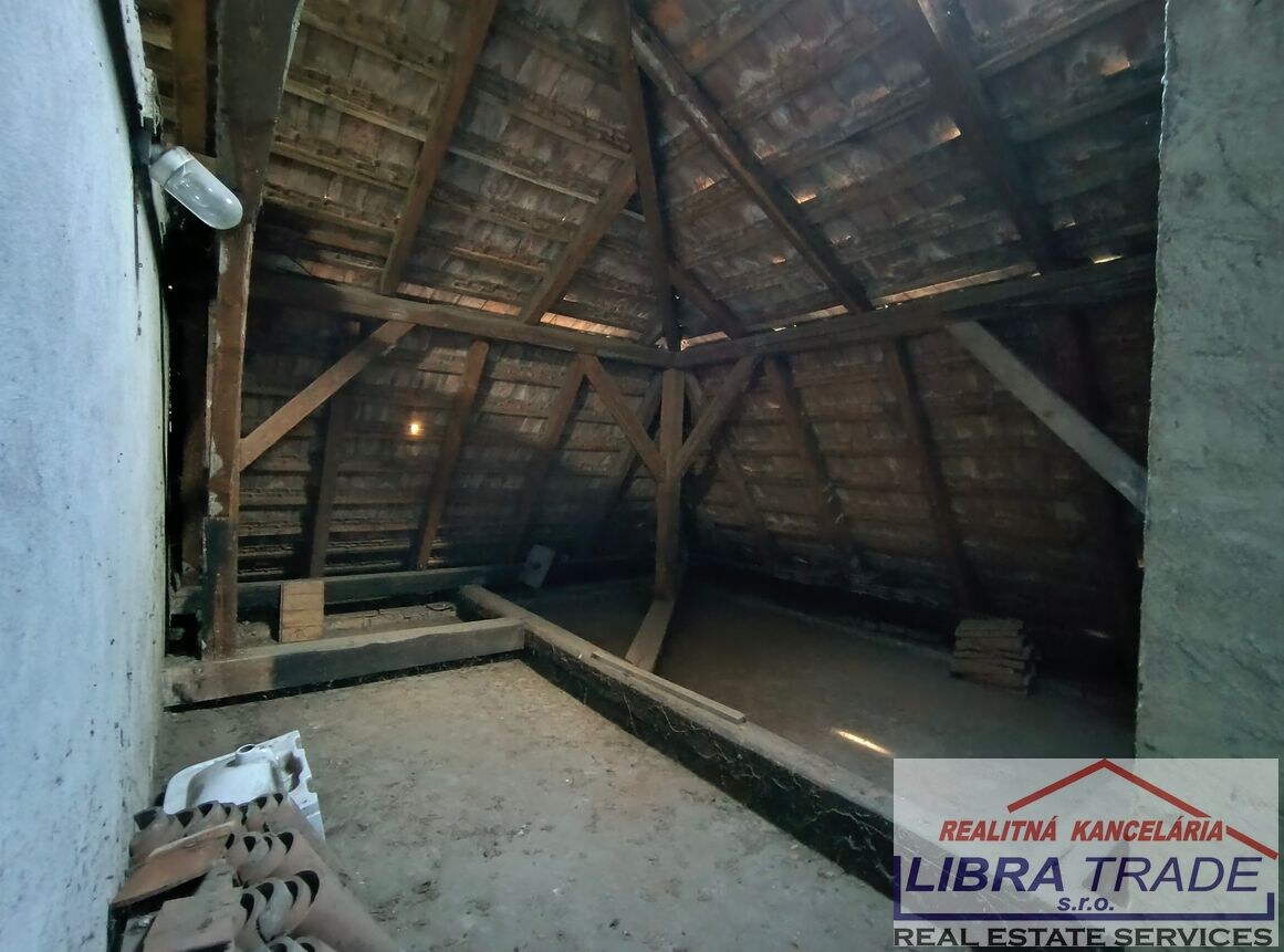 Veľký 4-izbový dom v obci Kamenín ZNÍŽENÁ CENA!!!! — foto 17