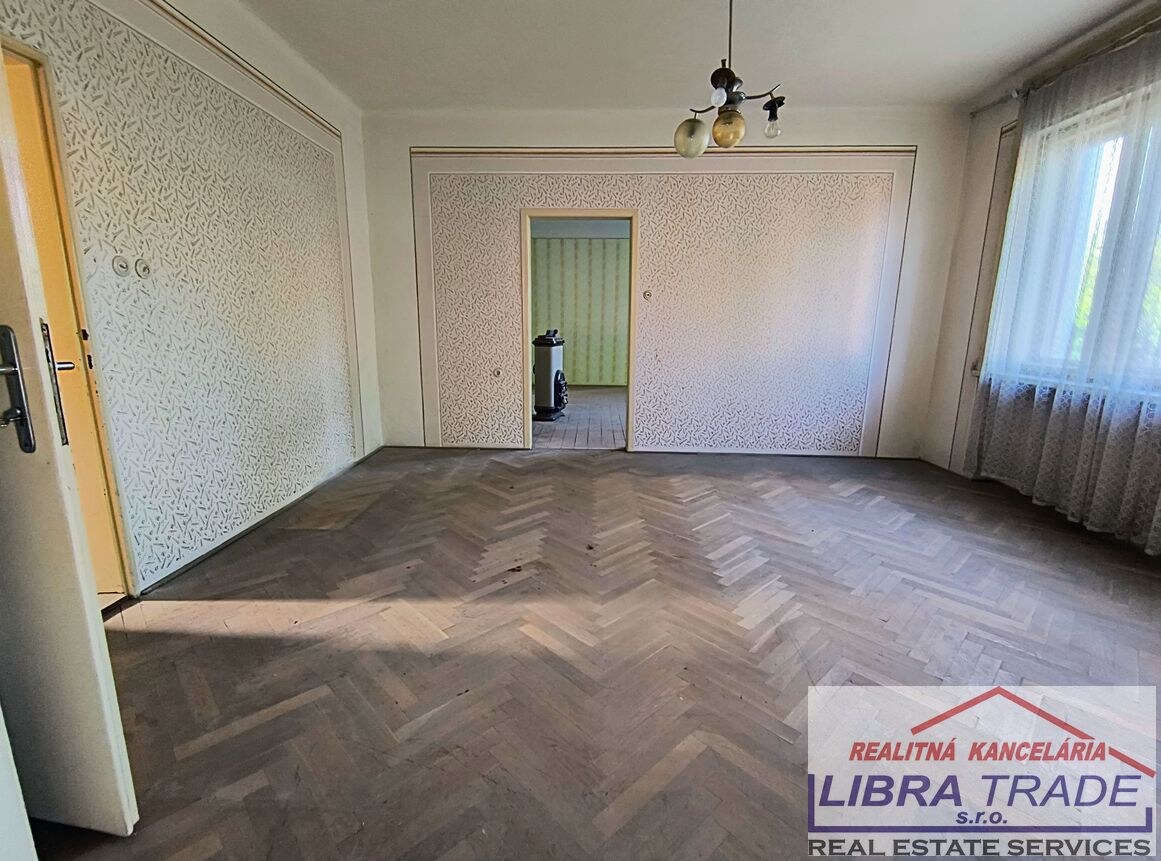 Veľký 4-izbový dom v obci Kamenín ZNÍŽENÁ CENA!!!! — foto 23