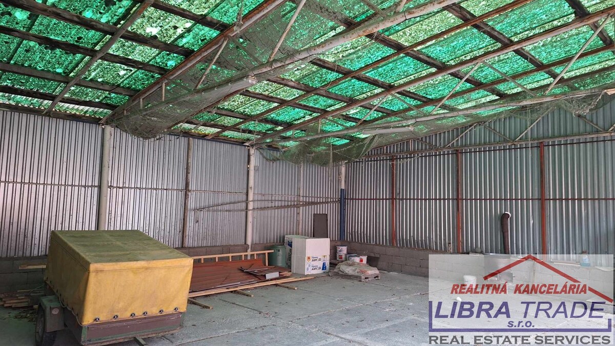 NA PRENÁJOM VÁM PONÚKAM PRIEMYSELNÝ AREÁL S ADMINISTRATÍVNOU BUDOVOU, SKLADOVÝMI PRIESTORMI — foto 7