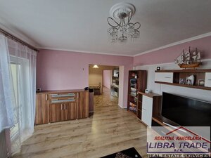 PREDAJ - Kompletne prerobený 4/5 izbový rodinný dom v Novej Stráži časť Komárna — foto 5