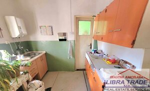 Ponúkame na predaj tehlový rodinný dom s garážou v obci Salka. — foto 5