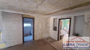 IBA U NÁS! PREDAJ - 4 izbový dom vhodný na rekonštrukciu podľa vlastných predstáv na Alžbetinom ostrove v Komárne — foto 4