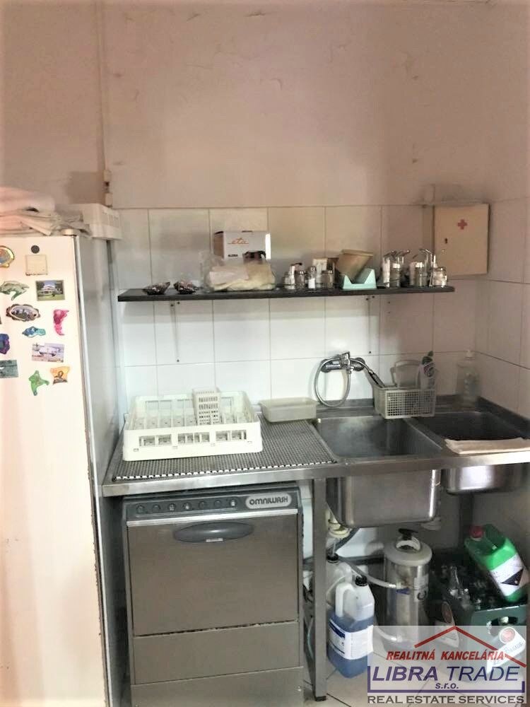 PREDAJ - ZABEHNUTÝ PENZIÓN S REŠTAURÁCIOU V CENTRE KOMÁRNA — foto 13