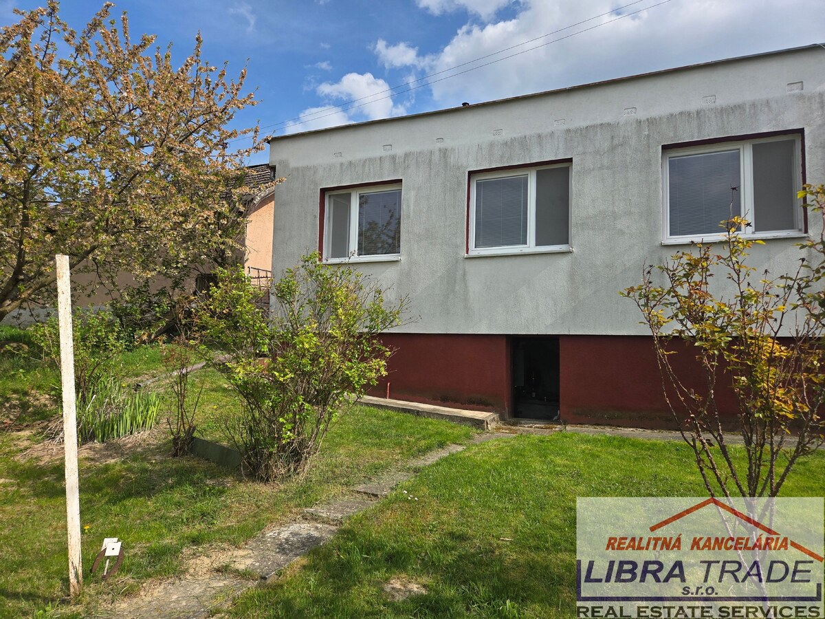 Rodinný dom na predaj v obci Veľké Lovce okres  Nové Zámky. — foto 27