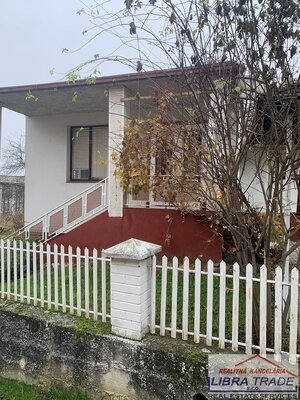Rodinný dom na predaj v obci Veľké Lovce okres  Nové Zámky. — foto 18