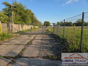 Ponúkame na predaj pozemok 8010 m2 na podnikateľské účely v Štúrove. — foto 5