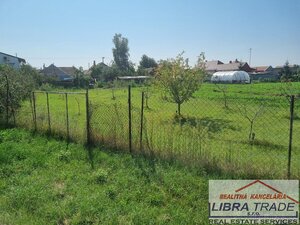 Stavebný pozemok na predaj v Hurbanove - Vék. — foto 1