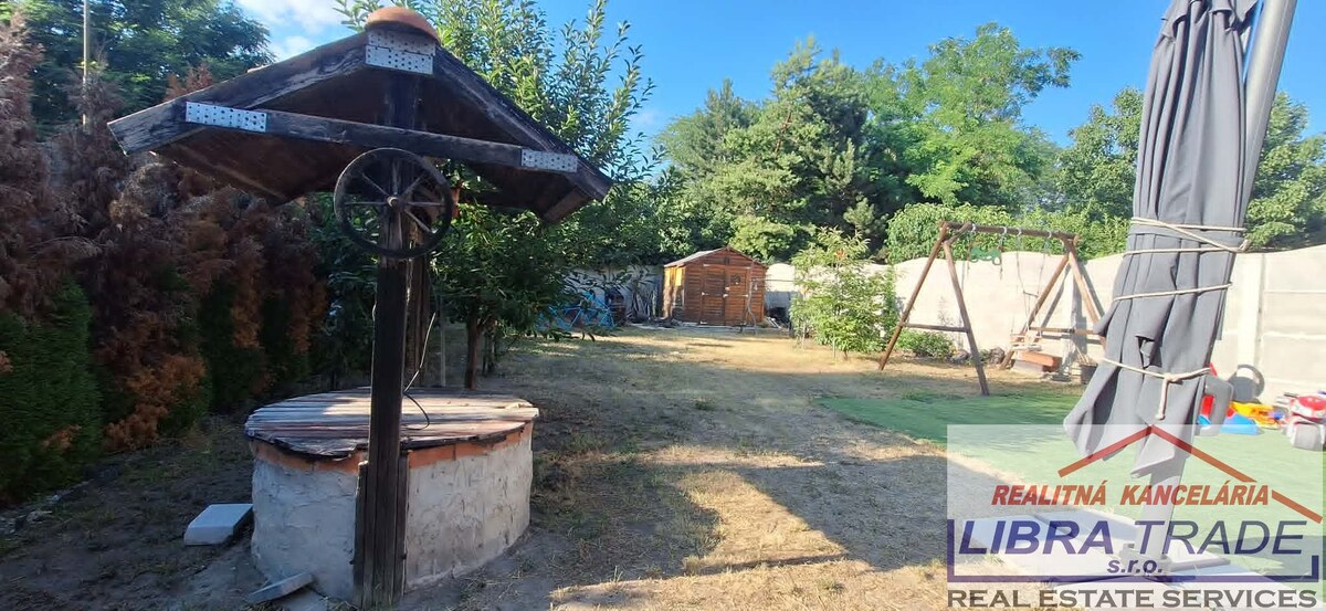 EXKLUZÍVNY PREDAJ - čiastočne prerobený 5 izbový rodinný dom v Novej Stráži  — foto 23