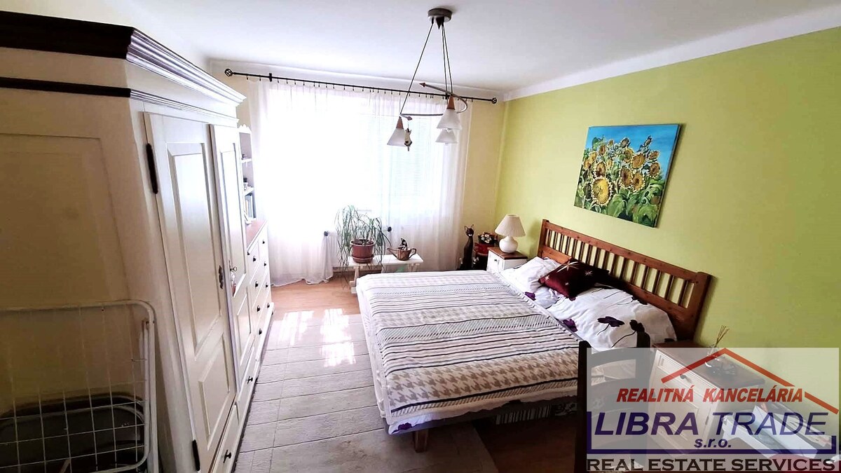 EXKLUZÍVNY PREDAJ - Kompletne prerobený 2 izbový tehlový byt v Komárne  — foto 10