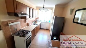 EXKLUZÍVNY PREDAJ - Kompletne prerobený 2 izbový tehlový byt v Komárne  — foto 2