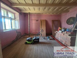 Ponúkame na predaj domček v obci Ľubá. — foto 2